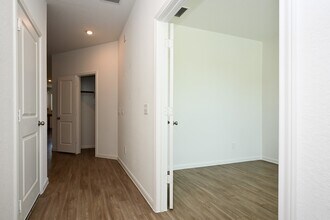 23526 Wrexham St in Spring, TX - Building Photo - Building Photo