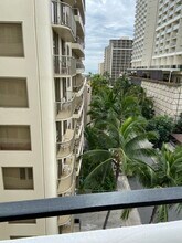 247 Beach Walk, Unit 801 in Honolulu, HI - Building Photo - Building Photo