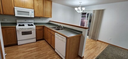 20705 Circle Bluff Dr in Arlington, WA - Building Photo - Building Photo