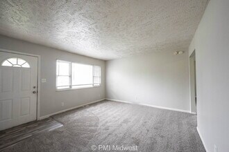 4719 Calhoun St in Indianapolis, IN - Building Photo - Building Photo