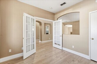 3424 Babson Dr in Elk Grove, CA - Building Photo - Building Photo