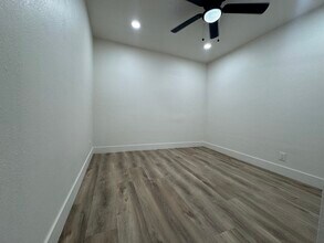 2520 Kellogg Park Dr in Pomona, CA - Building Photo - Building Photo