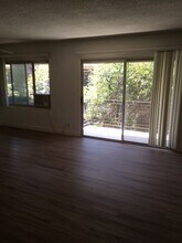 628 E Cedar Ave in Burbank, CA - Building Photo - Building Photo