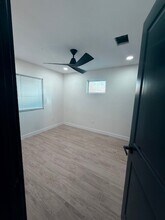 206 E 33rd St in Houston, TX - Building Photo - Building Photo