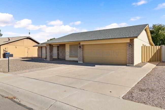 713 W Alamo Dr in Chandler, AZ - Building Photo - Building Photo