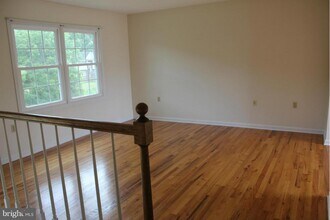 209 Lakeside Dr in Stephens City, VA - Building Photo - Building Photo