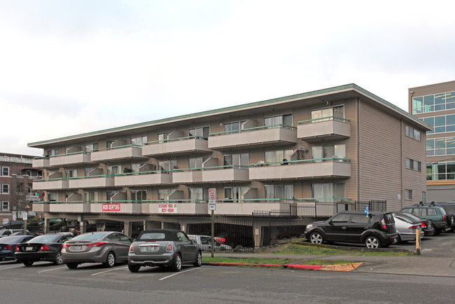 Baycrest Apartments