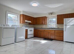 442 Spring St in Albany, NY - Building Photo - Building Photo