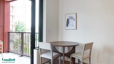 632 Howard Rd SE, Unit 930 in Washington, DC - Foto de edificio - Building Photo