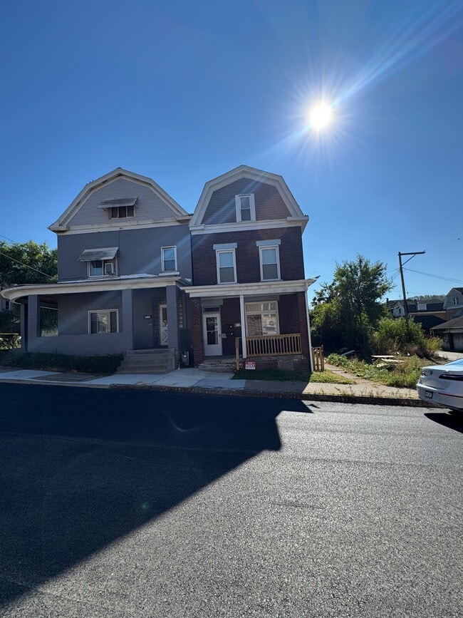 property at 612 Main St