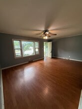 2138 N Pickwick Ave in Springfield, MO - Building Photo - Building Photo