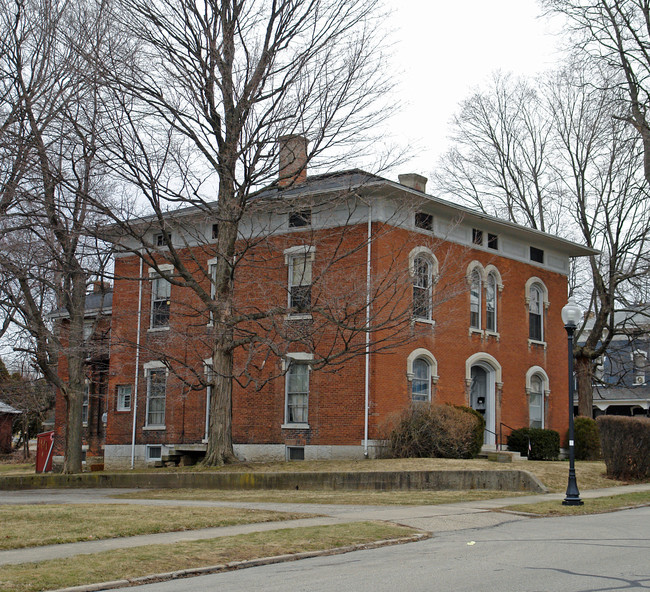 246 E Market St in Xenia, OH - Foto de edificio - Building Photo