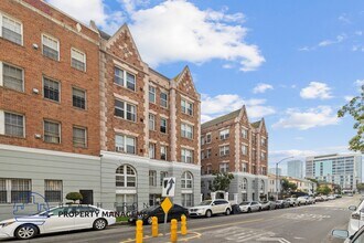 432 S. New Hampshire in Los Angeles, CA - Foto de edificio - Building Photo