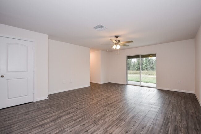 193 Blackstone Dr in Ft. Myers, FL - Building Photo - Building Photo