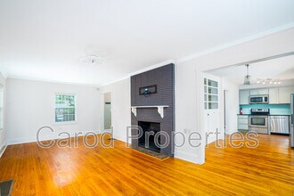 3338 Eastway Dr in Charlotte, NC - Building Photo - Building Photo