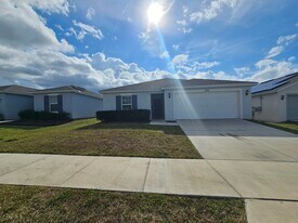 3715 Eisel Wy in Haines City, FL - Building Photo