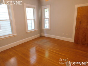 1539 Cambridge St in Cambridge, MA - Building Photo - Building Photo