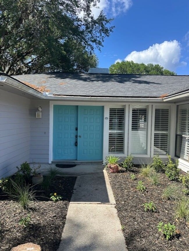 property at 1619 Rivergate Trail