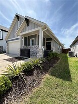 2003 Pine Stone Ln in Heartland, TX - Building Photo