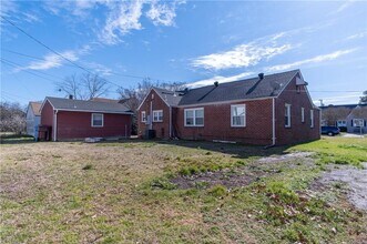 811 Wilbur Ave in Chesapeake, VA - Building Photo - Building Photo