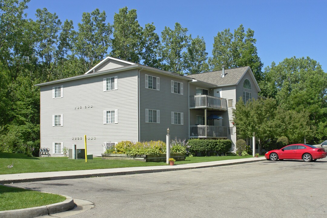 Stone Creek Apartments in Holland, MI - Foto de edificio