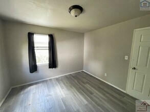 1315 SW E Ave in Lawton, OK - Building Photo - Building Photo