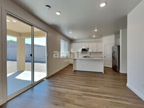 12615 W Flynn Ln in Glendale, AZ - Building Photo - Building Photo