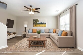 2728 Painted Pony Dr in Murfreesboro, TN - Foto de edificio - Building Photo