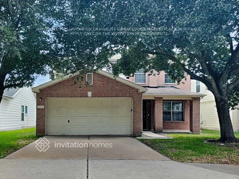 13742 Clarks Fork Dr in Houston, TX - Building Photo