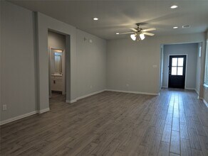 10323 Birch Peak Dr in Iowa Colony, TX - Building Photo - Building Photo