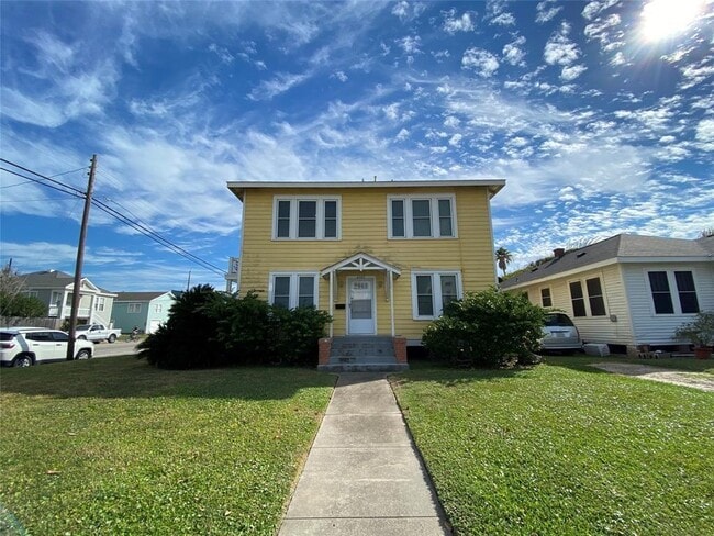 4101 Avenue S 1/2 in Galveston, TX - Building Photo - Building Photo