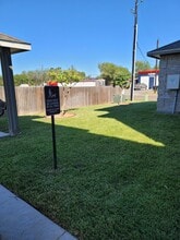 1005 W Garfield St in Harlingen, TX - Foto de edificio - Building Photo
