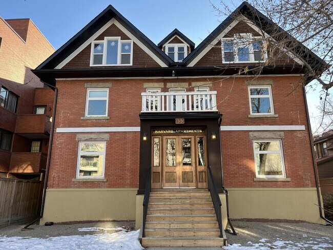 933-918 18 Ave SW in Calgary, AB - Building Photo - Building Photo