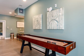 Residences at Hoffman in Aurora, CO - Foto de edificio - Interior Photo