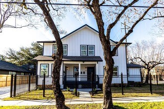 102 Marsden St in Houston, TX - Building Photo - Building Photo