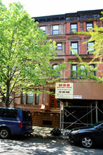 32 W 88th St in New York, NY - Building Photo - Building Photo