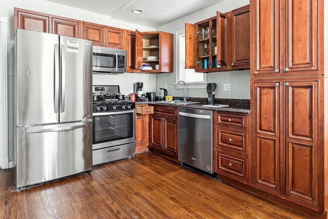 5408 15th Ave in Hyattsville, MD - Building Photo - Building Photo