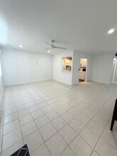 186 Valencia H in Delray Beach, FL - Building Photo - Building Photo