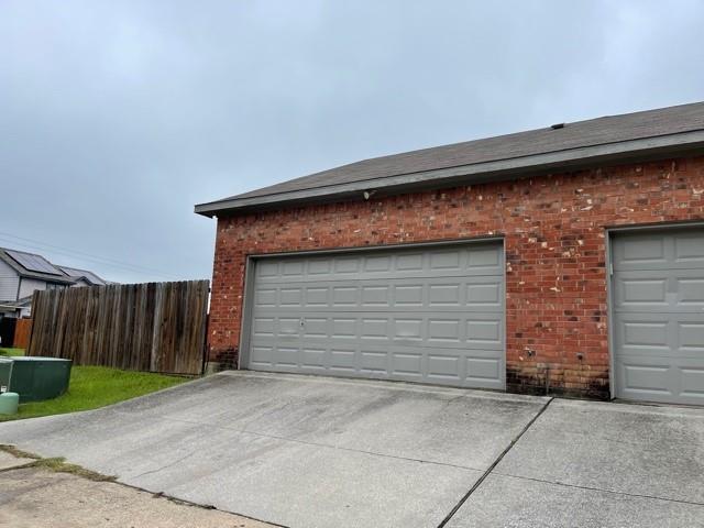 815 Valleybrooke Dr in Arlington, TX - Building Photo - Building Photo