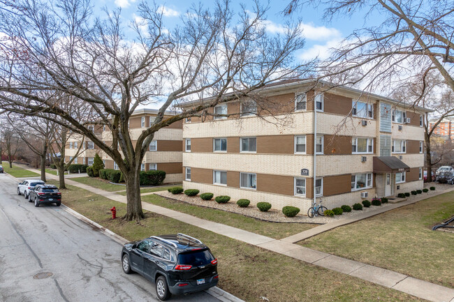 314 Beach Ave in La Grange Park, IL - Building Photo - Building Photo