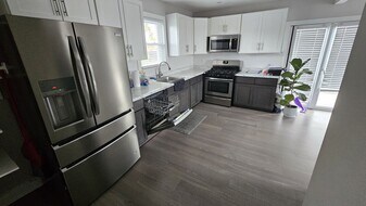 1753 Rutherford St in Rahway, NJ - Building Photo