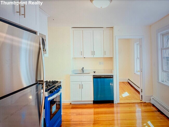 1911 River St in Boston, MA - Building Photo - Building Photo