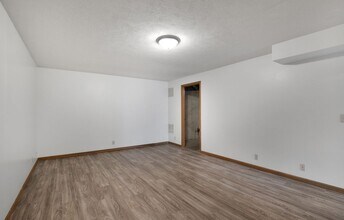 2213 SW 19th St in Lincoln, NE - Building Photo - Building Photo
