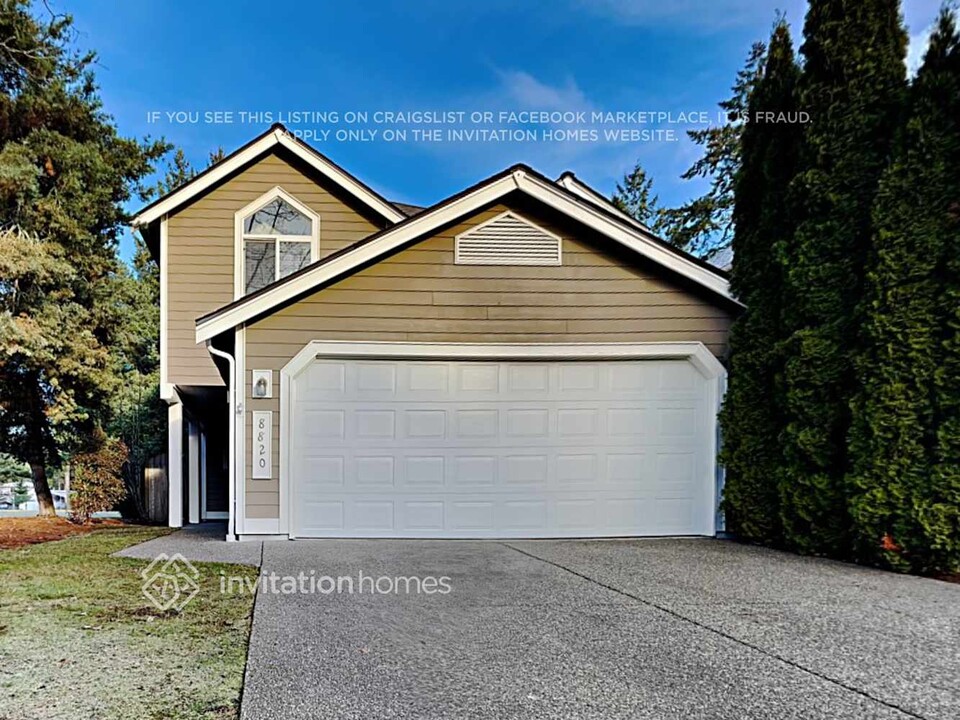 8820 Wallingford Ln NE in Lacey, WA - Foto de edificio