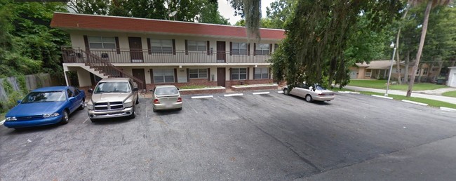 200 Hepburn St in Daytona Beach, FL - Foto de edificio - Other