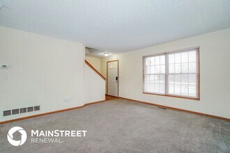 2672 Fernwood Ave in Lancaster, OH - Foto de edificio - Building Photo