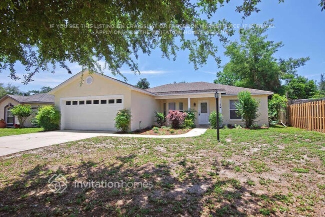 property at 11124 Fountain Lake Blvd