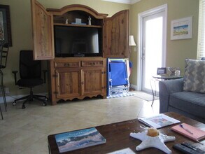 6660 N Ocean Blvd in Ocean Ridge, FL - Foto de edificio - Building Photo