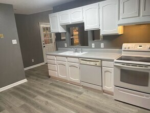3702 Daniels Dr in Killeen, TX - Building Photo - Building Photo