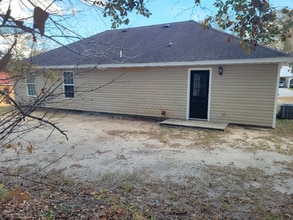 3572 Confederate Dr in Macon, GA - Building Photo - Building Photo